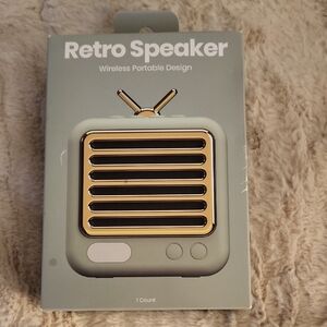 Retro Wireless Portable Speaker